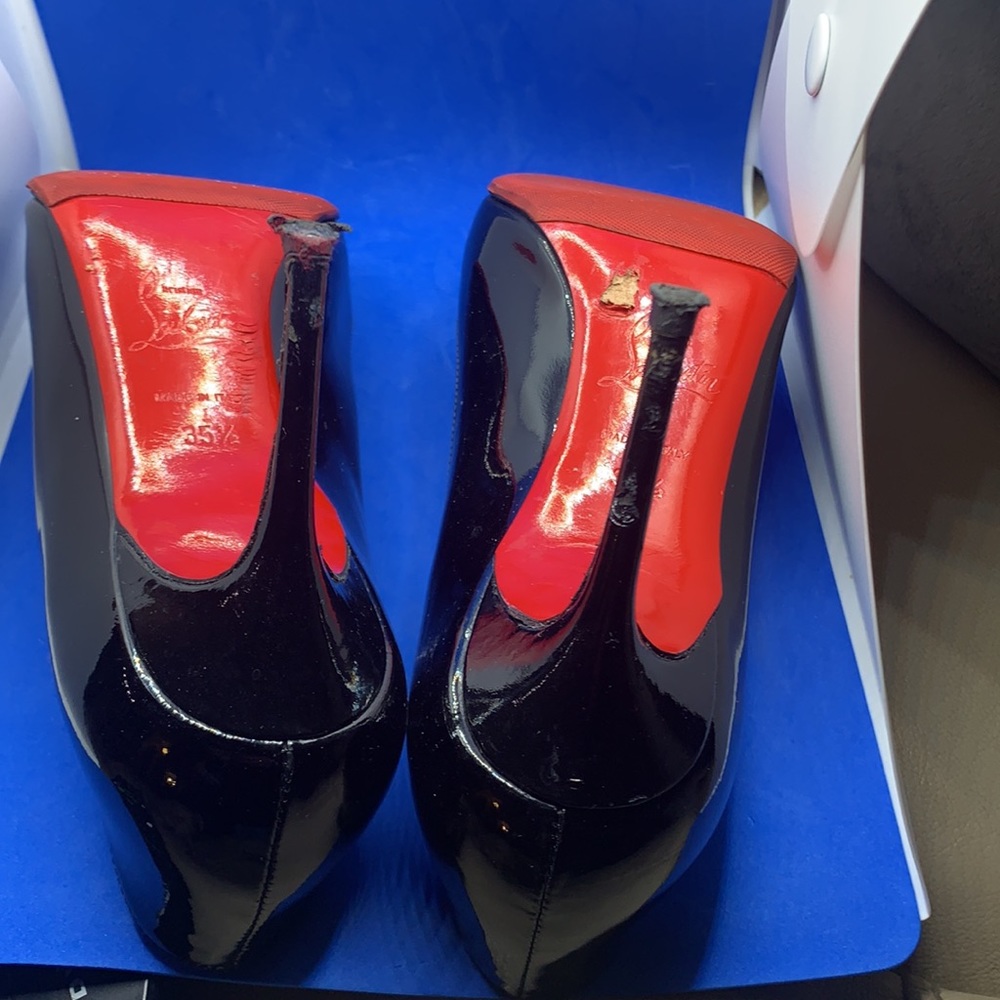 Christian Louboutin Decollete 554 100 Patent Pumps Heels 35 1/2 - Picture 4 of 12